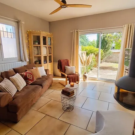 3 Climatisées Proche Avec Jardin Clos Villa